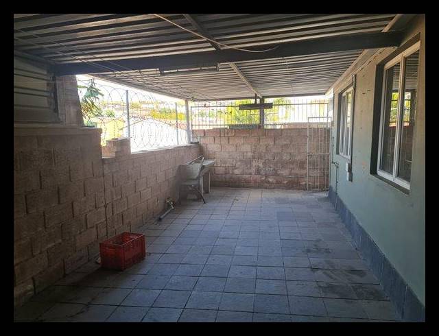 3 BEDROOM HOUSE FOR SALE IN PHOENIX INDUSTRIAL